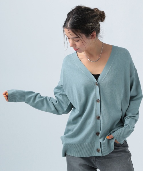 BAYFLOW（ベイフロー）の「カラーＶネックニットカーディガン（カーディガン/ボレロ・レディース・ライトブルー/イエロー/オレンジ/グレイッシュベージュ・FREE）」の19枚目の写真