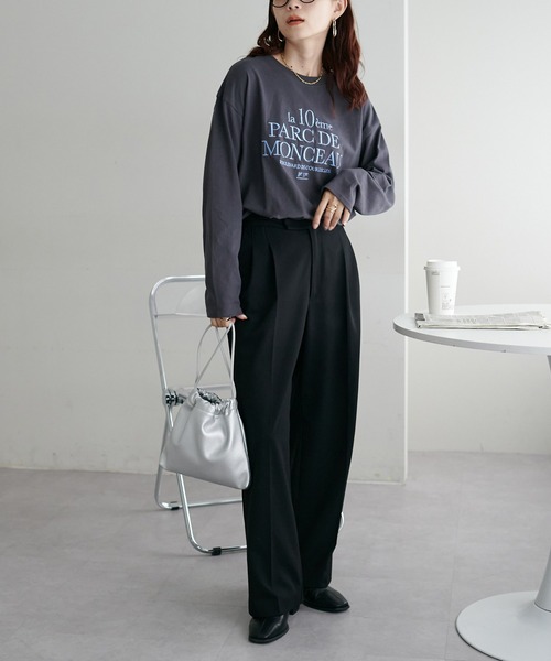 DISCOAT(ディスコート)の「クルセルロゴ刺繍ロングスリーブTシャツ(Tシャツ/カットソー・レディース・ベージュ/ホワイト/チャコールグレー/ブラウン・FREE)」の19枚目の写真