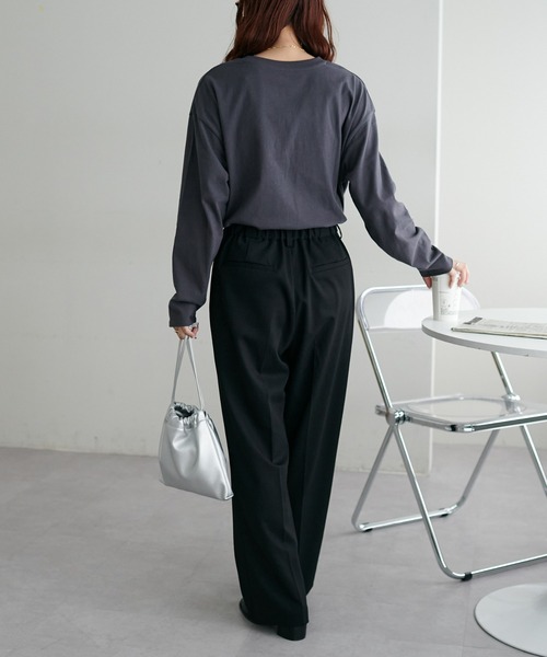 DISCOAT(ディスコート)の「クルセルロゴ刺繍ロングスリーブTシャツ(Tシャツ/カットソー・レディース・ベージュ/ホワイト/チャコールグレー/ブラウン・FREE)」の21枚目の写真