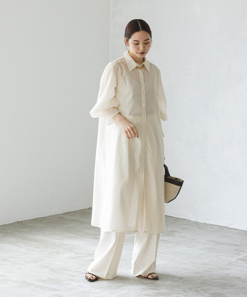 【未使用】NOBLE ノーブル ロングシアーシャツワンピース アイボリー Noble（ノーブル）の「ロングシアーシャツワンピース（ワンピース