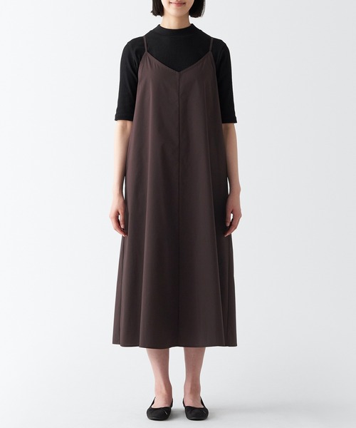 無印良品（ムジルシリョウヒン）の「乾きやすいブロードキャミソールワンピース（ワンピース・レディース・ダークブラウン/ブラック・XXL/S/L/XS/M/XL）」の11枚目の写真