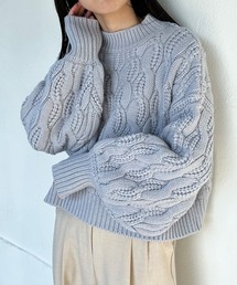 ケーブルニットプルオーバー