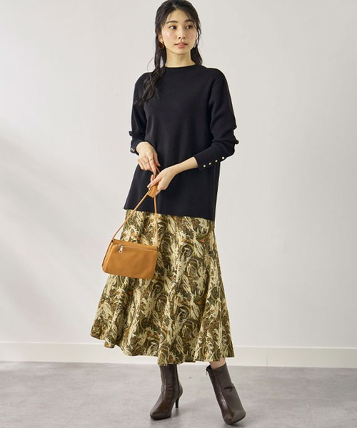 BELLUNA（ベルーナ）の「華やぎプリントフレアースカート（スカート・レディース・ベージュ系その他/レッド系その他/ブラック系その他/ネイビー・SMALL/MEDIUM/LARGE/X-LARGE）」の15枚目の写真