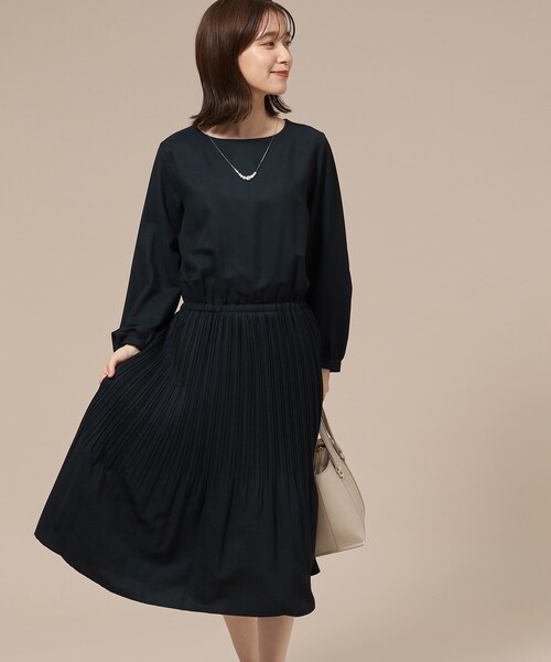 SHOO・LA・RUE（シューラルー）の「◆【セレモニー/通勤】ランダムプリーツワンピース（ワンピース・レディース・ブラック系3/ブラック系5/ブルー系その他5・02/01/05/03/04）」の10枚目の写真