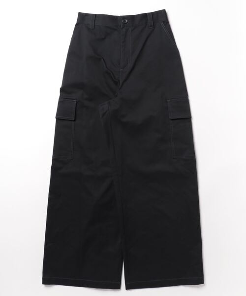 en recre(アンレクレ)の「<ストレッチ>ワイドカーゴパンツ(カーゴパンツ・レディース・ブラック/モスグリーン・2)」の4枚目の写真