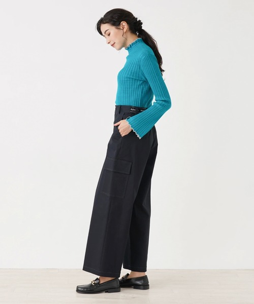 en recre(アンレクレ)の「<ストレッチ>ワイドカーゴパンツ(カーゴパンツ・レディース・ブラック/モスグリーン・2)」の14枚目の写真