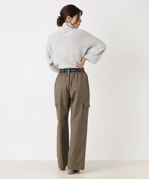 en recre(アンレクレ)の「<ストレッチ>ワイドカーゴパンツ(カーゴパンツ・レディース・ブラック/モスグリーン・2)」の17枚目の写真