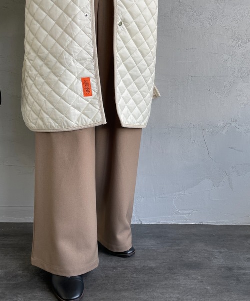 UNIVERSAL OVERALL（ユニバーサルオーバーオール）の「[UNIVERSAL OVERALL/ユニバーサルオーバーオール] 別注 衿コーデュロイ Aラインキルティングコート（ミリタリージャケット・レディース・オリーブ/アイボリー/ブラック・F）」の15枚目の写真