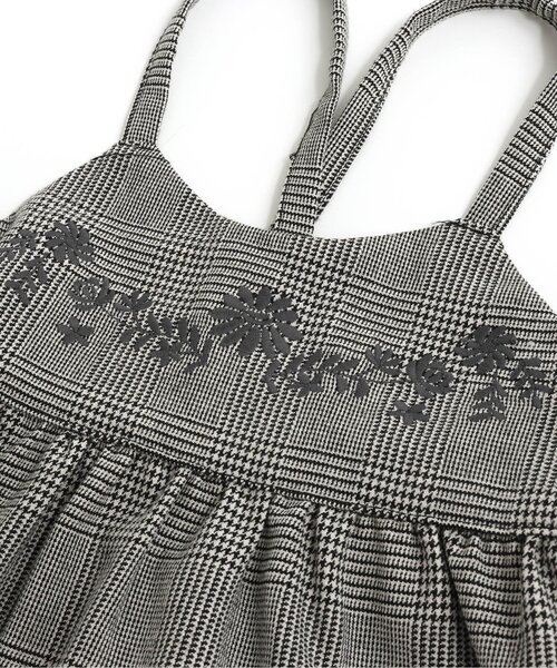 Seraph(セラフ)の「クラフト刺繍2wayサロペット(サロペット/オーバーオール・キッズ・ブラック/ベージュ/ブラウン・110/150/140/130/90/120/100/95/80)」の20枚目の写真