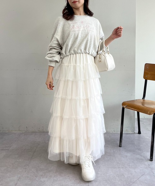 one after another NICE CLAUP（ワンアフターアナザーナイスクラップ）の「ティアードチュールスカート（スカート・レディース・ピンク/チャコールグレー/アイボリー・FREE）」の4枚目の写真