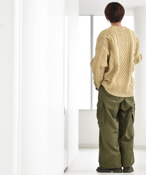 Ritzy（リッツィー）の「アラン編みニットルーズVネックカーディガン レディース メンズ（カーディガン/ボレロ・メンズ・ブラック/ブラウン/グリーン/ライトベージュ・LARGE/X-LARGE/MEDIUM）」の21枚目の写真