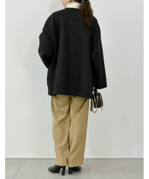 Re:EDIT（リエディ）の「[2WAY]リバーシブルフェイクウールorシープライクボアノーカラーミドルコート（ノーカラージャケット・レディース・モカ/ブラック/グレー/ライトベージュ・MEDIUM/LARGE）」の7枚目の写真