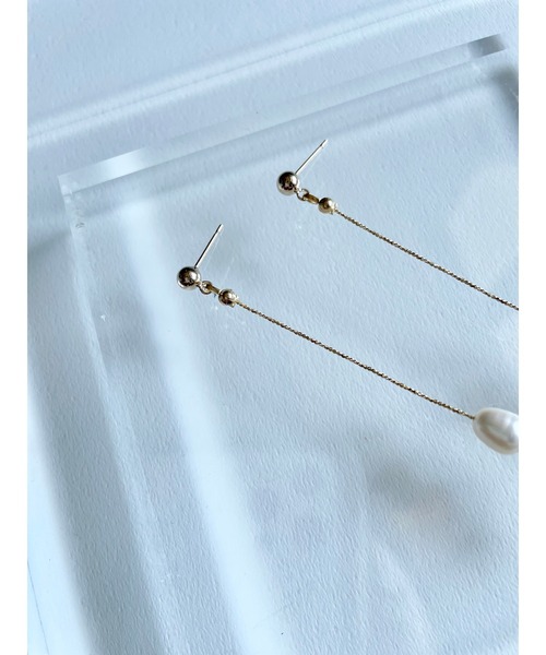 CERCA(チェルカ)の「『NoY.ノイ』淡水パールピアス シンプルロングピアス 14金ゴールドフィルド(ピアス(両耳用)・レディース・A/B/ホワイト・FREE)」の6枚目の写真