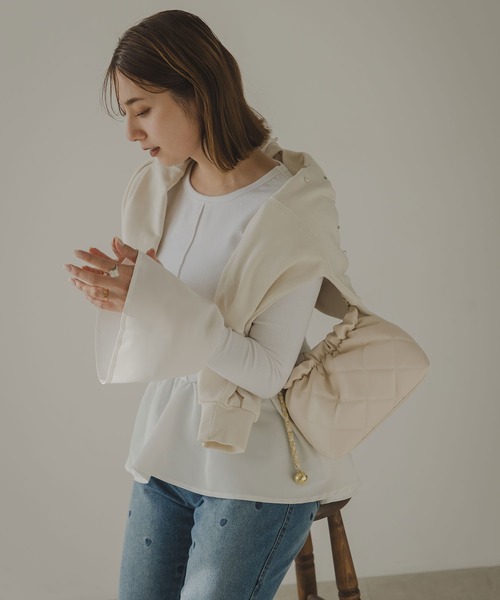 rectangle（レクタングル）の「フレアスリーブペプラムカットソー（Tシャツ/カットソー・レディース・オフホワイト/ブラック・FREE）」の5枚目の写真