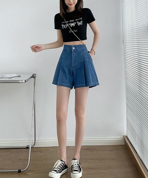 MAISON DE THERESE(メゾン ド テレーズ)の「ハイウエストデニムミニワイドパンツ(デニムパンツ・レディース・ブルー/ライトブルー・M/L/XL)」の3枚目の写真