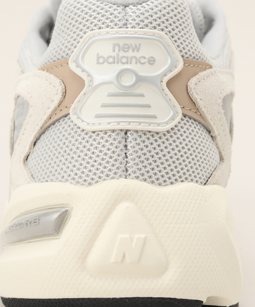 NEW BALANCE(ニューバランス)の「【NEW BALANCE / ニューバランス】ML725 UF:スニーカー(スニーカー・レディース・ホワイト・23cm/23.5cm/24cm/24.5cm/25cm)」の3枚目の写真