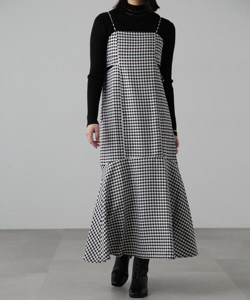 FREE'S MART（フリーズマート）の「サイドカットマーメイドキャミワンピース（ワンピース・レディース・グリーン系その他/ブラック/ブラック系その他・SMALL/MEDIUM）」の2枚目の写真