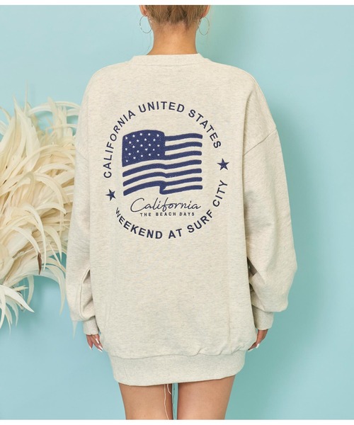 anap mimpi（アナップミンピ）の「国旗 刺繍 プリント 裏毛 スウェット トレーナー（スウェット・レディース・キナリ/ネイビー・FREE）」の17枚目の写真