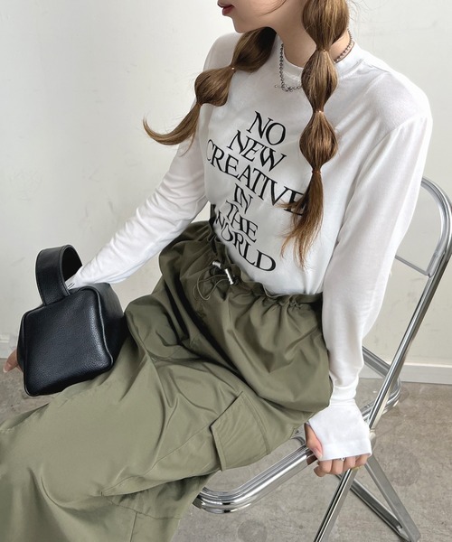 Futier land(フューティアランド)の「サムホール付きカシミアタッチロゴカットソー(Tシャツ/カットソー・レディース・チャコールグレー/ホワイト/グリーン/ブルー・FREE)」の2枚目の写真