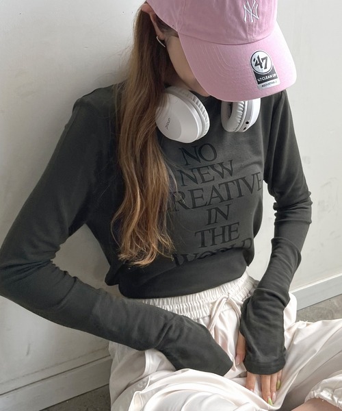Futier land(フューティアランド)の「サムホール付きカシミアタッチロゴカットソー(Tシャツ/カットソー・レディース・チャコールグレー/ホワイト/グリーン/ブルー・FREE)」の10枚目の写真