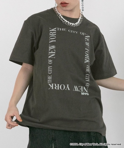 GOOD ROCK SPEED(グッドロックスピード)の「NYC × GOOD ROCK SPEED ロゴプリントTシャツ(Tシャツ/カットソー・レディース・グレー/ブルー/ホワイト・FREE)」の5枚目の写真