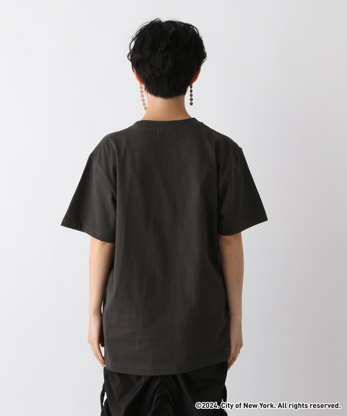 GOOD ROCK SPEED(グッドロックスピード)の「NYC × GOOD ROCK SPEED ロゴプリントTシャツ(Tシャツ/カットソー・レディース・グレー/ブルー/ホワイト・FREE)」の11枚目の写真