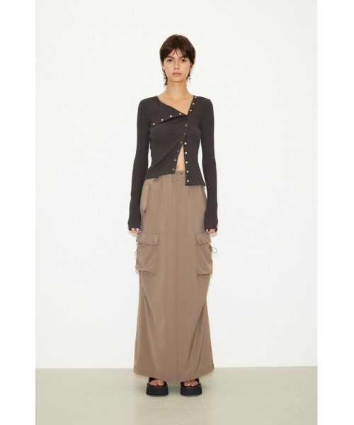 THROW by SLY（スローバイスライ）の「THROW WOVEN CARGO COLUMN SK ウーブン カーゴ コラム スカート（スカート・レディース・ブラック/ライトブラウン・0/1）」の6枚目の写真