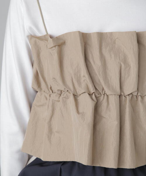 FREE'S MART（フリーズマート）の「◆シャイニーキャミソールビスチェ（シャツ/ブラウス・レディース・ブラック/ホワイト/レッド/ベージュ・FREE）」の12枚目の写真