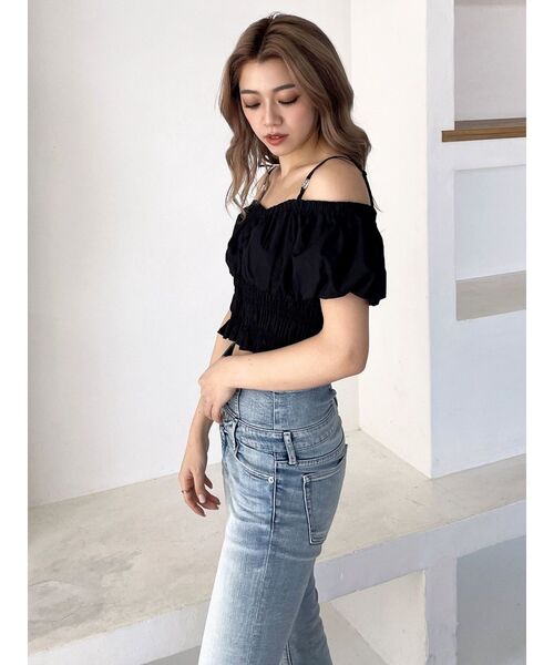 GYDA（ジェイダ）の「Symmetry GYDAチャームオフショルブラウス（シャツ/ブラウス・レディース・オフホワイト/ブラック/レッド/その他1・FREE）」の12枚目の写真