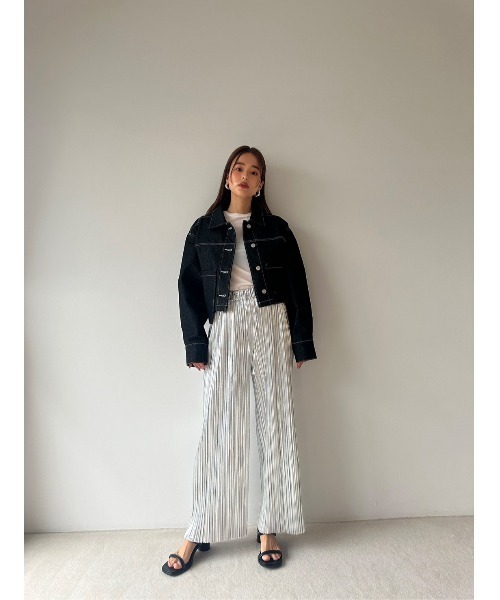 TRUNC（トランクエイティーエイト）の「Pleated Foil Pants（その他パンツ・レディース・シルバー/チャコールグレー・FREE）」の16枚目の写真