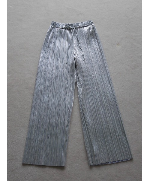 TRUNC（トランクエイティーエイト）の「Pleated Foil Pants（その他パンツ・レディース・シルバー/チャコールグレー・FREE）」の20枚目の写真