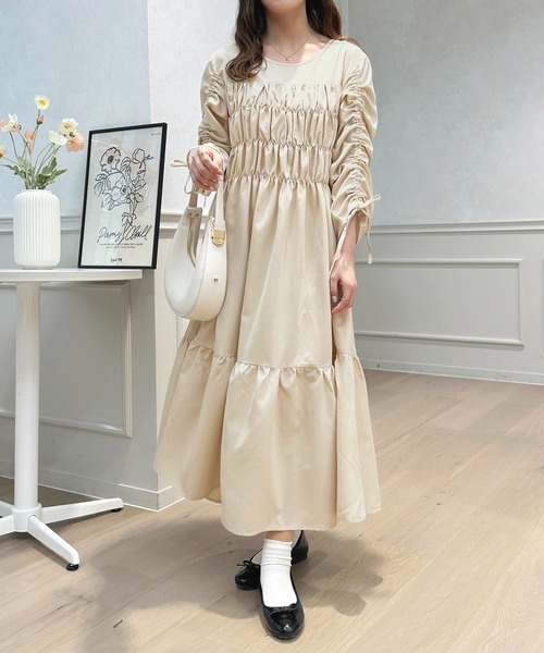 apres jour(アプレジュール)の「ギャザーデザインワンピース【ZOZOTOWN限定アイテム】(ワンピース・レディース・アイボリー/イエロー系その他/ブラウン系その他・フリー/X-LARGE)」の7枚目の写真