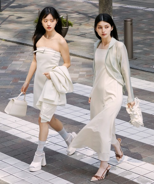 EIMY ISTOIRE(エイミーイストワール)の「レースレイヤードカットミニワンピース(ワンピース・レディース・ブラック/アイボリー/ネイビー/ベージュ・M/S/XS)」の9枚目の写真