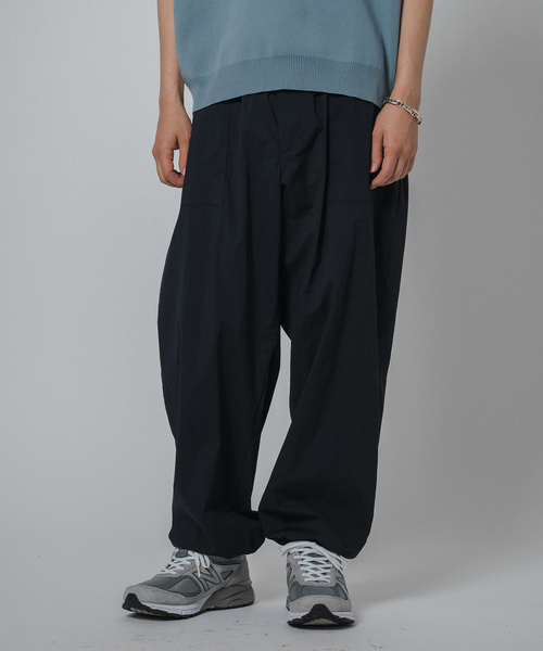 EDIFICE（エディフィス）の「ドライナイロン ラウンドベイカーパンツ（その他パンツ・メンズ・ネイビー/ブラック/チャコールグレー・MEDIUM/LARGE）」の3枚目の写真