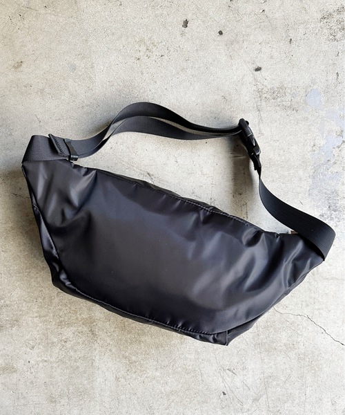 SPRUCE（スプルース）の「EM:アピアボディバッグ 軽量 約220g（ボディバッグ/ウエストポーチ・レディース・ブラック/アイボリー/ベージュ/カーキ・FREE）」の13枚目の写真