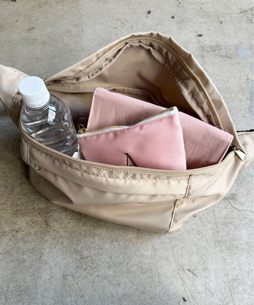 SPRUCE（スプルース）の「EM:アピアボディバッグ 軽量 約220g（ボディバッグ/ウエストポーチ・レディース・ブラック/アイボリー/ベージュ/カーキ・FREE）」の22枚目の写真