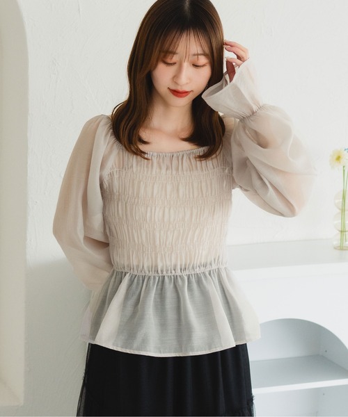fupel（フぺル）の「オフショルシャーリングブラウス（シャツ/ブラウス・レディース・オフホワイト/グレイッシュベージュ・FREE）」の18枚目の写真