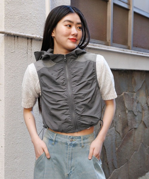 3.3 Field Trip （3.3フィールドトリップ）の「3.3 Field Trip／シャーリングショートジャケットベスト 2105737（ベスト・レディース・ベージュ/グレー・FREE）」の11枚目の写真