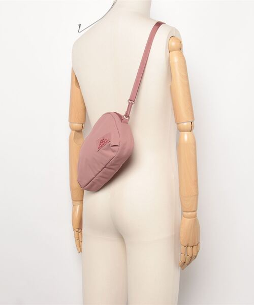 GREGORY（グレゴリー）の「CROSSBODY BAG M PINK / クロスボディバッグM / ピンク（ボディバッグ/ウエストポーチ・レディース・ピンク・FREE）」の6枚目の写真