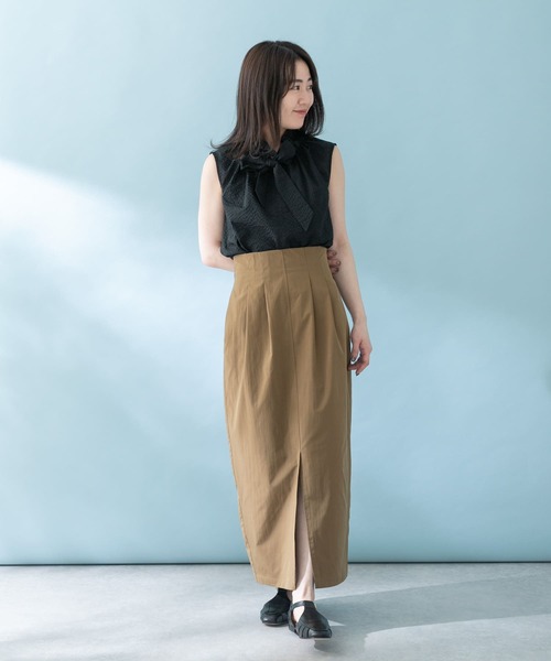 URBAN RESEARCH ROSSO WOMEN(アーバンリサーチ ロッソ)の「コクーンスリットスカート(スカート・レディース・ブラック系その他/ブラウン系その他・38/36)」の9枚目の写真