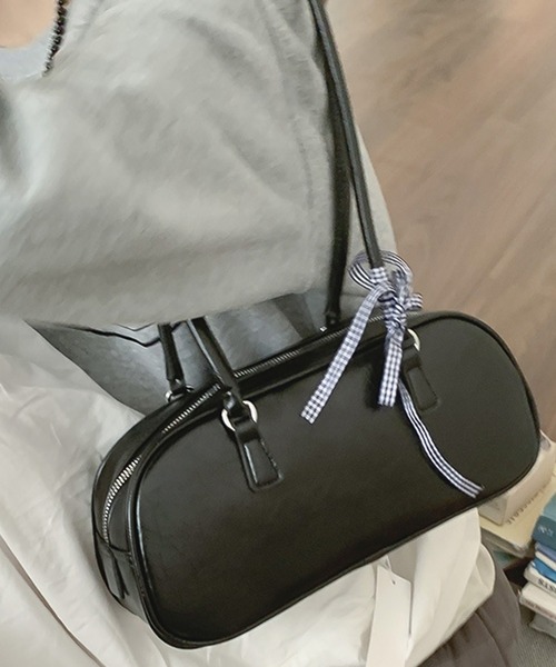 LAFFMO(ラフモ)の「ミニボウリングトートバッグ ボストンバッグ(ショルダーバッグ・レディース・イエロー/オフホワイト/シルバー/ブラック・F)」の2枚目の写真