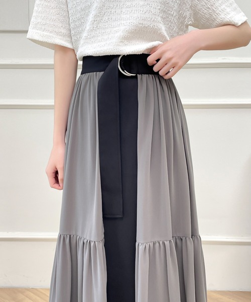 ECLIN(エクラン)の「レイヤードラッフル異素材ロングフレアスカート(スカート・レディース・チャコールグレー/ブルーグレー/ベージュ/ブラック・S/L/M)」の6枚目の写真