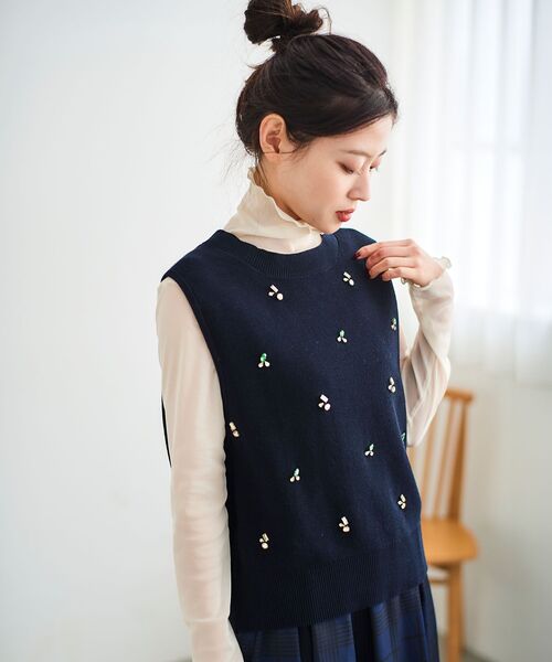 le.coeur blanc(ルクールブラン)の「シアータートル(Tシャツ/カットソー・レディース・ブラック/グレー/オフホワイト/サックスブルー/ホワイト/ネイビー・38)」の20枚目の写真