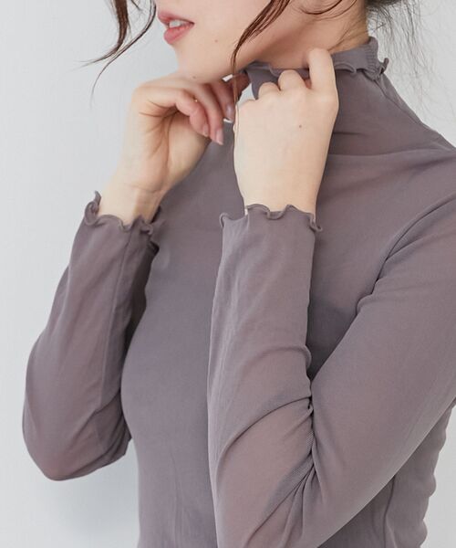 le.coeur blanc(ルクールブラン)の「シアータートル(Tシャツ/カットソー・レディース・ブラック/グレー/オフホワイト/サックスブルー/ホワイト/ネイビー・38)」の7枚目の写真