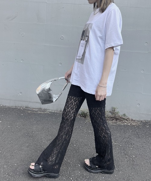 Reurie'(レウリィ)の「【ZOZO限定カラー有】レースフレアパンツ/lace flare pants ロング丈 タイト ガーリー 大人カジュアル 韓国 バレエコア モノトーン 白 黒 ホワイト ブラック(その他パンツ・レディース・ホワイト/ブラック・FREE)」の12枚目の写真