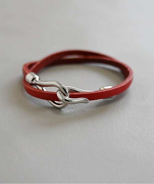 MUTURA（ムツラ）の「レザーフックブレスレット（ブレスレット・メンズ・ホワイト/ブラウン/キャメル/レッド/ブラック・ONE SIZE）」の5枚目の写真