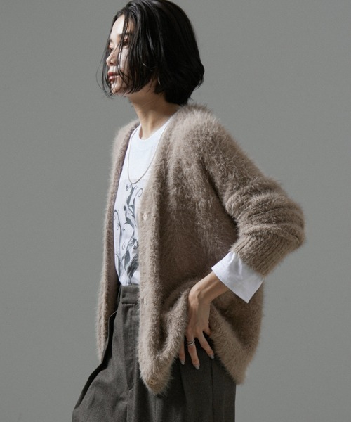 SALON adam et rope'（サロン アダム エ ロペ）の「【WEB限定】シャギーVネックニットカーディガン（カーディガン/ボレロ・レディース・チャコールグレー/ライトグレー/ベージュ系その他・FREE）」の15枚目の写真