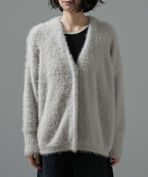 SALON adam et rope'（サロン アダム エ ロペ）の「【WEB限定】シャギーVネックニットカーディガン（カーディガン/ボレロ・レディース・チャコールグレー/ライトグレー/ベージュ系その他・FREE）」の18枚目の写真