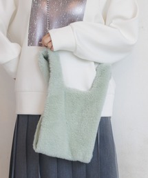 LAKOLE | ファーチェーンショルダーバッグ / 132243(ショルダーバッグ)