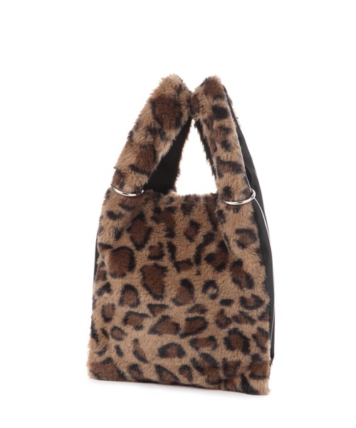 LAKOLE（ラコレ）の「ファーチェーンショルダーバッグ / 132243（ショルダーバッグ・レディース・オフホワイト/グレー/ライトグリーン/レオパード・FREE）」の16枚目の写真